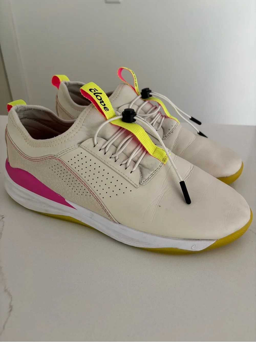 Clove Womens Size 10.5 Lemonade Comfort Shoes Healthcare Nursing Pink Yellow